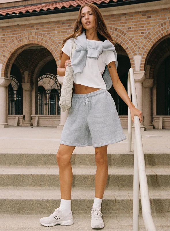 High-waisted shorts – Shorts that sit above the natural waistline for a flattering, elongating look.High-waisted shorts – Shorts that sit above the natural waistline for a flattering, elongating look.Dream Fleece Longline Shorts Grey Marle High-waisted shorts – Shorts that sit above the natural waistline for a flattering, elongating look.High-waisted shorts – Shorts that sit above the natural waistline for a flattering, elongating look.Dream Fleece Longline Shorts Grey Marle